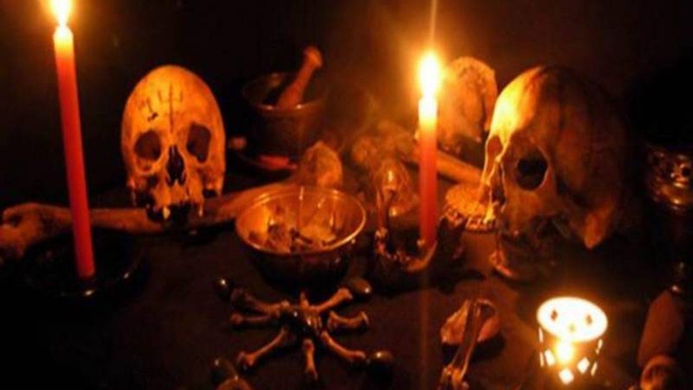  آسیب کے خاتمے کیلیے چار سورتیں یاسین- دخان- صافات اور سورۃ الجن تیر بہدف ہیں۔فائل فوٹو