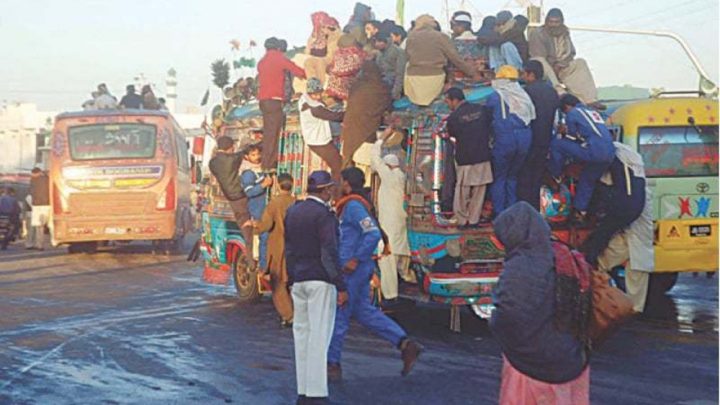  آئل ٹینکرز ایسوسی ایشن 16 فروری سے کرایہ 10 فیصد بڑھائے گی-فائل فوٹو