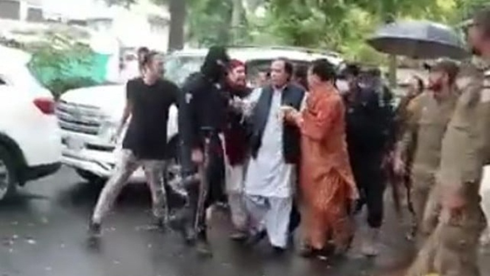  نجی یونی ورسٹیوں کی مد میں بھی کرپشن کی گئی، فائل فوٹو