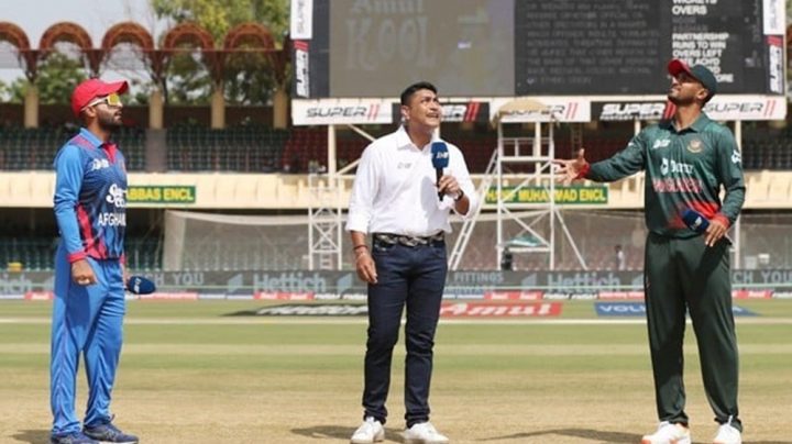 ہم بھی ٹاس جیت کر پہلے بیٹنگ کرتے، کپتان افغانستان ٹیم ، فائل فوٹو