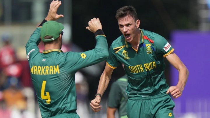 جنوبی افریقا کی جانب سے تبریز شمسی نے 4 ، مارکو جانسن نے3 وکٹیں حاصل کیں، فائل فوٹو