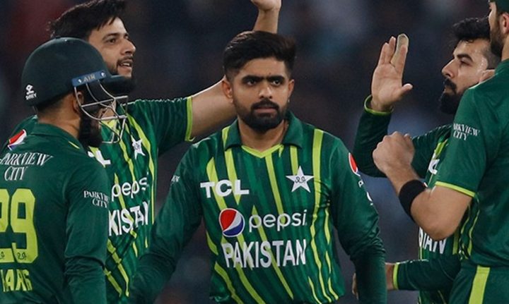  بابر اعظم سے کپتانی دوبارہ واپس لے لی جائے گی، فائل فوٹو