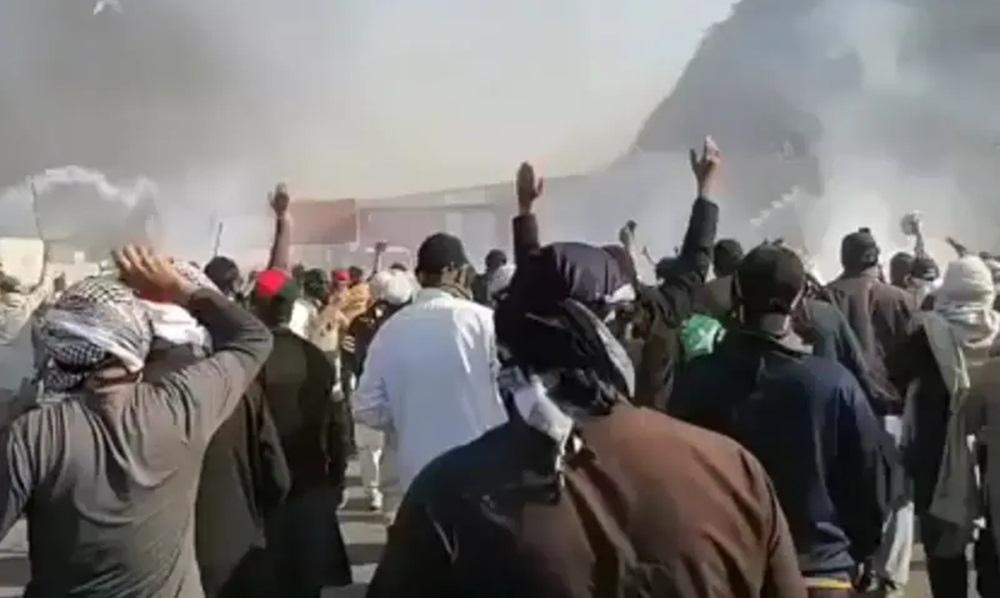  سیاسی و سماجی رہنمائوں نے پی ٹی آئی احتجاج کو ملکی مفاد کے منافی قرار دیدیا، فائل فوٹو