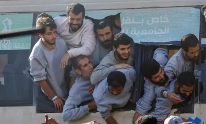 فوٹو بشکریہ سوشل میڈیا