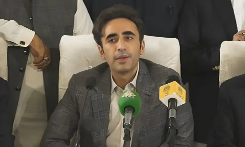 الیکشن کمیشن اور باقی آئینی ترمیم پر اتفاق رائے پیدا نہیں کرسکے، فائل فوٹو