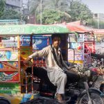 پنجاب میں پٹرول پرچلنے والے موٹرسائیکل اورچنگ چی ختم کرنے کافیصلہ